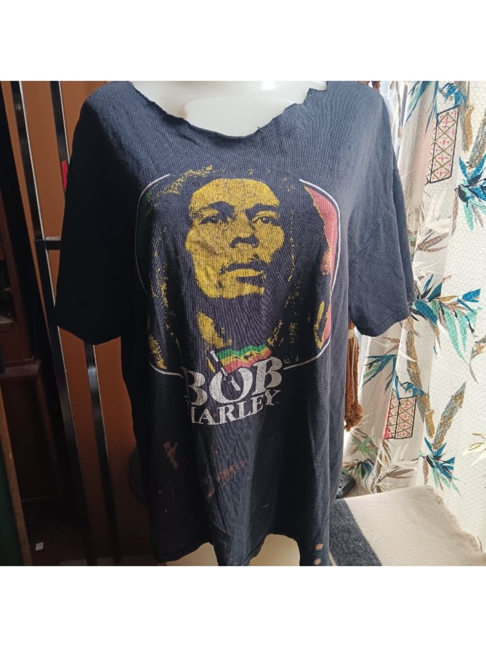 Womens Large Bob Marley Graphic Tee Black Distressed Cut-Out Back Design